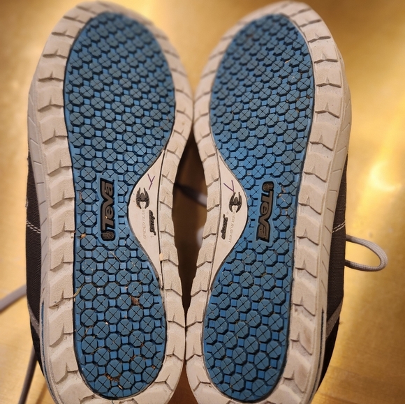 Women's Teva Vail Sneakers Size 9.5 - Picture 11 of 11